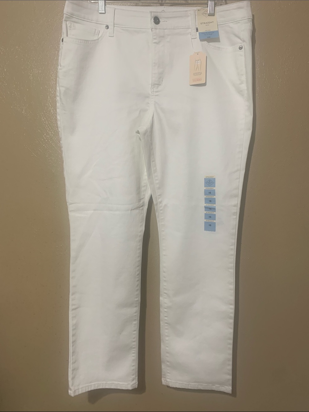 St. John's Bay size 16 Women's White Straight Leg Jeans NWT